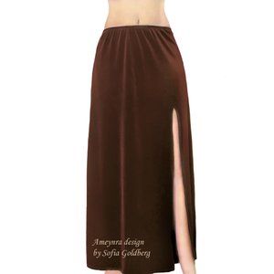 Dark-Brown Stretch Velvet Skirt 1-Slit. Ameynra